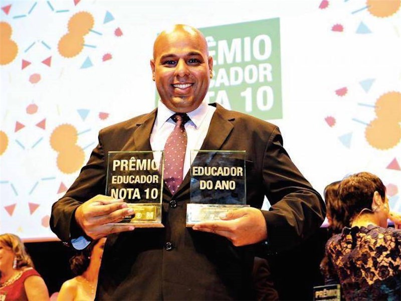 Diego Mahfouz Faria Lima foi vencedor do prêmio Educador Nota 10, em 2015.